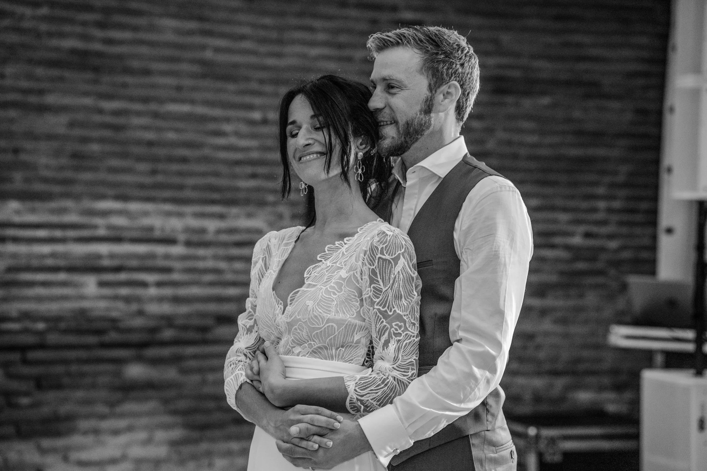 Premier regard - reportage photo de mariage élégant